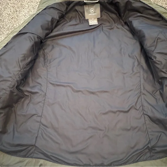 Aether Alta Quilted Jacket Discovery Olive Green Women’s Medium 3 Zip Coat - Picture 10 of 13